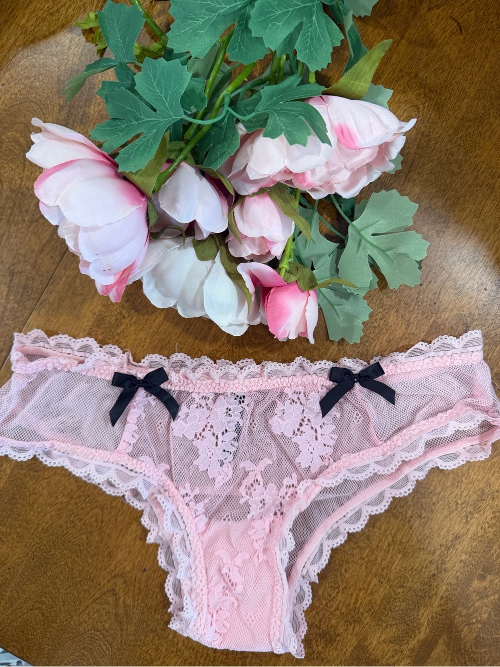 Vintage Victoria's Secret Sexy Little Things Mesh Lace Cheeky Bikini Panty Sz M